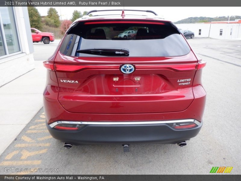 Ruby Flare Pearl / Black 2021 Toyota Venza Hybrid Limited AWD