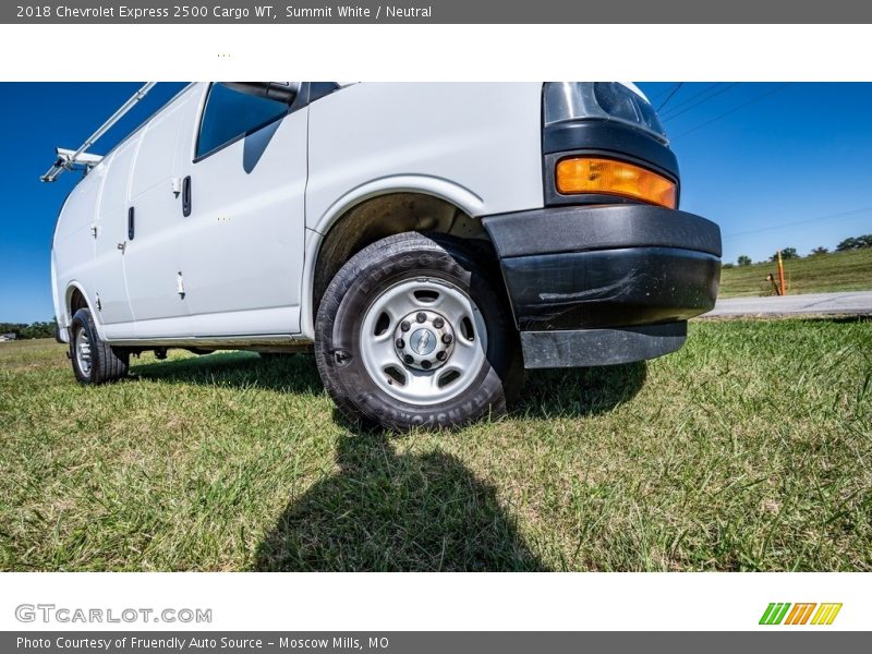 Summit White / Neutral 2018 Chevrolet Express 2500 Cargo WT