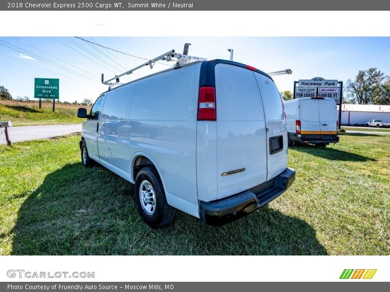 Summit White / Neutral 2018 Chevrolet Express 2500 Cargo WT