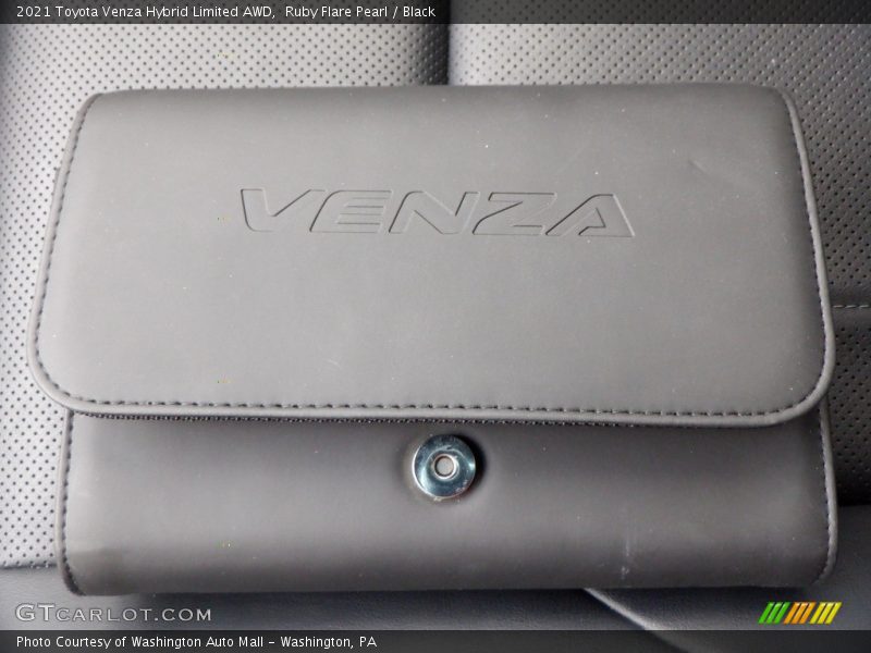 Ruby Flare Pearl / Black 2021 Toyota Venza Hybrid Limited AWD