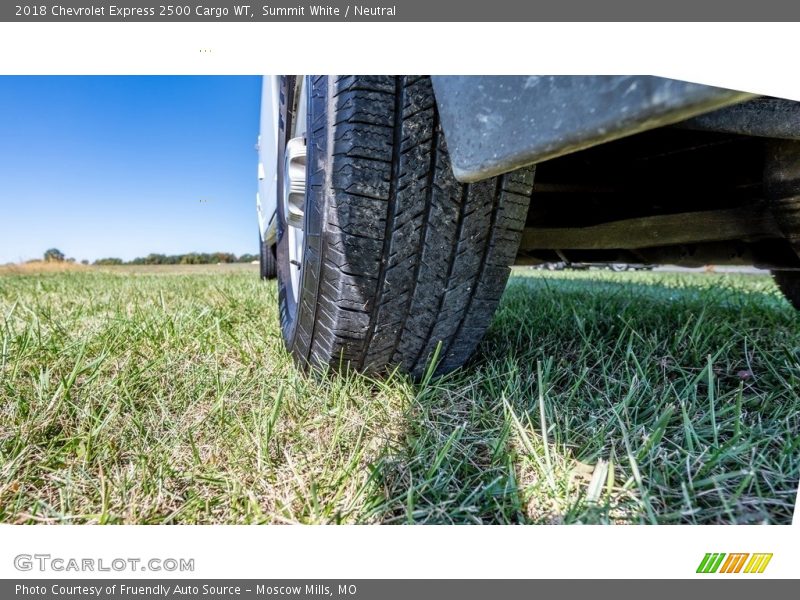 Summit White / Neutral 2018 Chevrolet Express 2500 Cargo WT