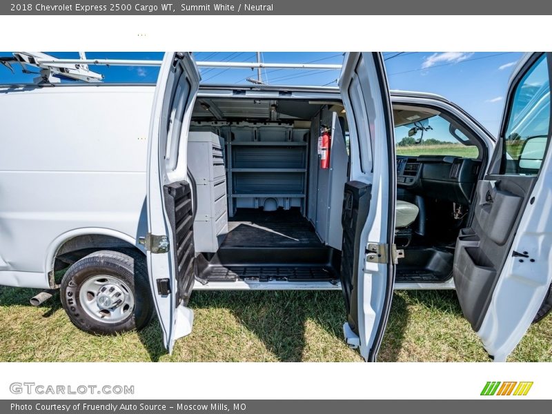 Summit White / Neutral 2018 Chevrolet Express 2500 Cargo WT