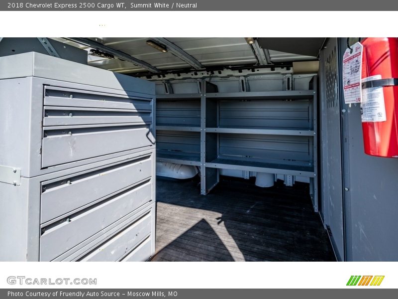 Summit White / Neutral 2018 Chevrolet Express 2500 Cargo WT