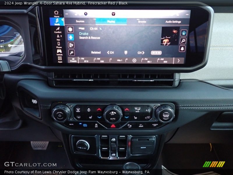 Controls of 2024 Wrangler 4-Door Sahara 4xe Hybrid
