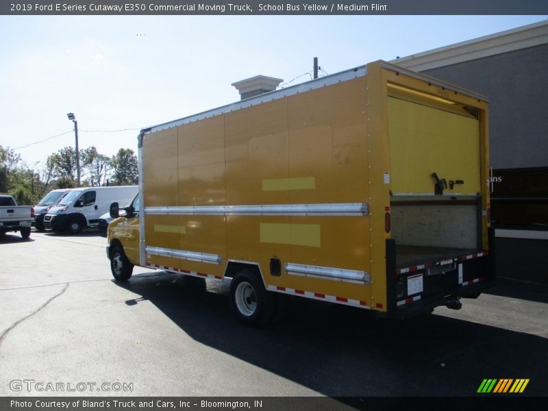 School Bus Yellow / Medium Flint 2019 Ford E Series Cutaway E350 Commercial Moving Truck