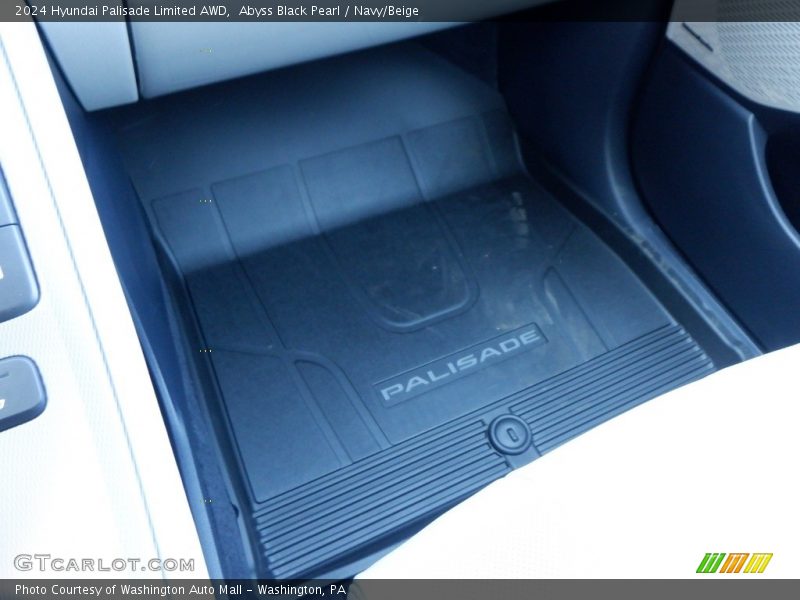 Abyss Black Pearl / Navy/Beige 2024 Hyundai Palisade Limited AWD