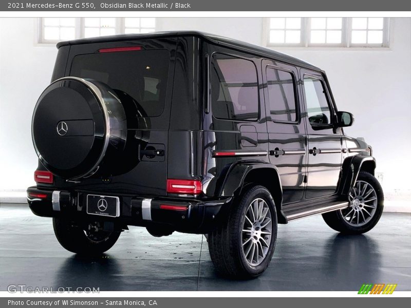 Obsidian Black Metallic / Black 2021 Mercedes-Benz G 550