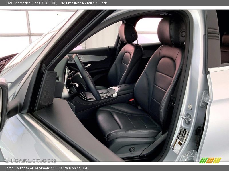 Iridium Silver Metallic / Black 2020 Mercedes-Benz GLC 300