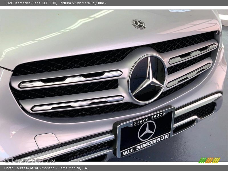 Iridium Silver Metallic / Black 2020 Mercedes-Benz GLC 300