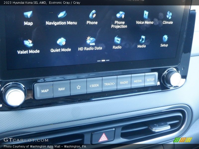 Controls of 2023 Kona SEL AWD