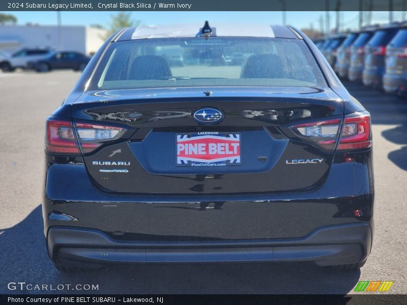 Crystal Black Silica / Warm Ivory 2024 Subaru Legacy Limited