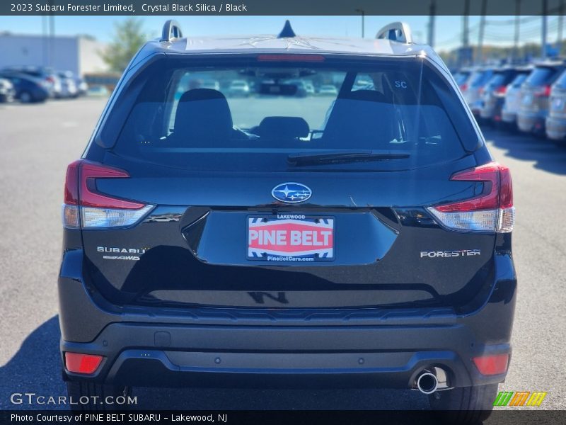 Crystal Black Silica / Black 2023 Subaru Forester Limited