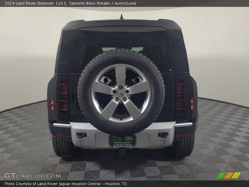 Santorini Black Metallic / Acorn/Lunar 2024 Land Rover Defender 110 S