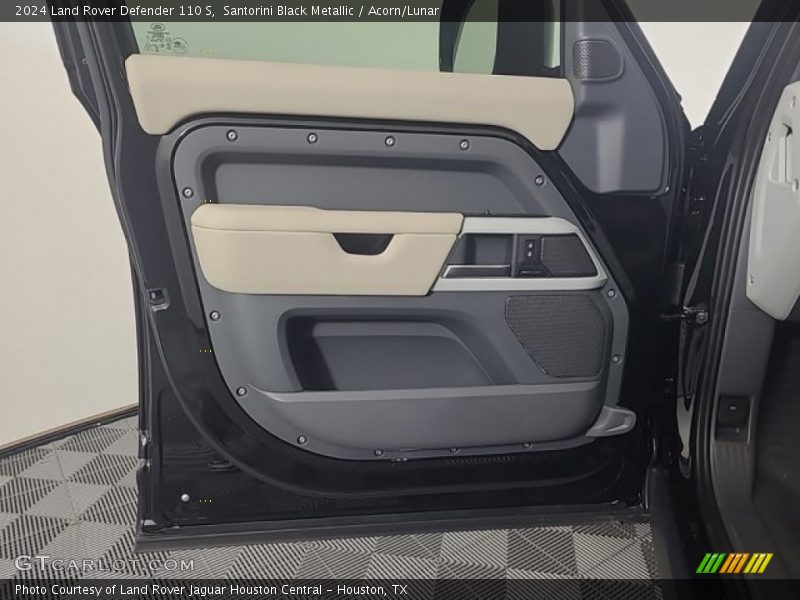 Door Panel of 2024 Defender 110 S
