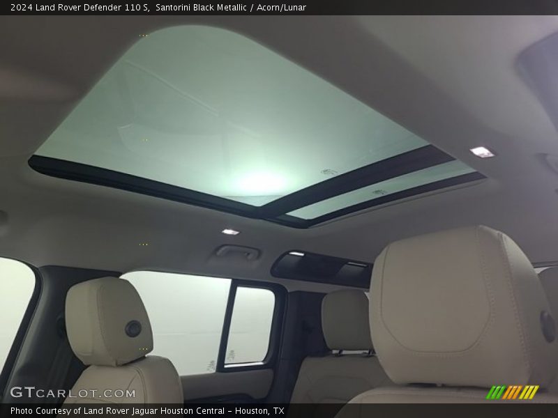 Santorini Black Metallic / Acorn/Lunar 2024 Land Rover Defender 110 S