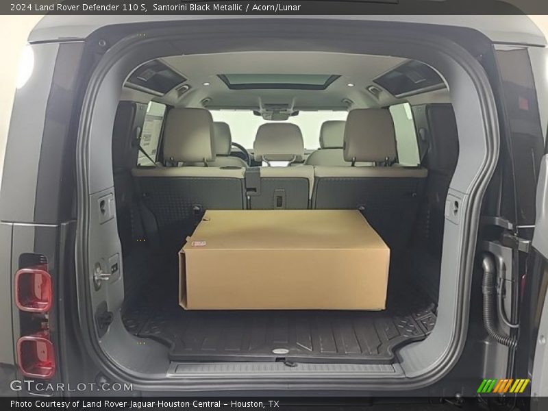 Santorini Black Metallic / Acorn/Lunar 2024 Land Rover Defender 110 S