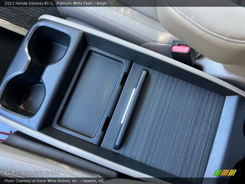 Platinum White Pearl / Beige 2021 Honda Odyssey EX-L