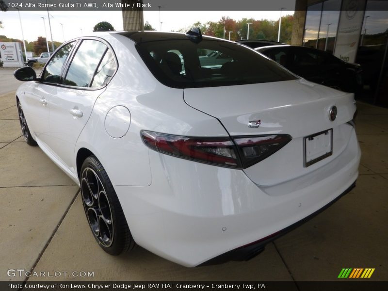 Alfa White / Black 2024 Alfa Romeo Giulia Ti AWD