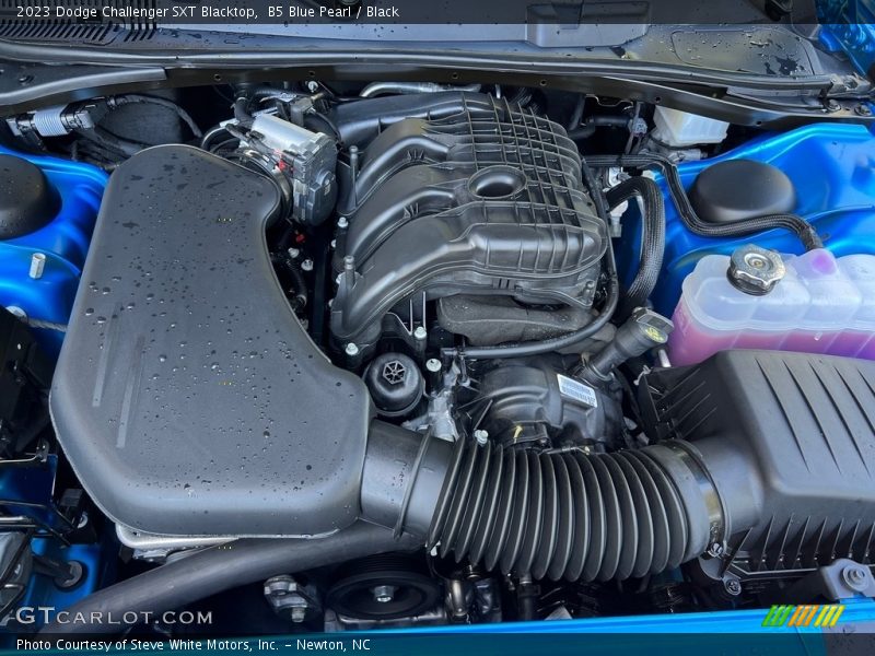 B5 Blue Pearl / Black 2023 Dodge Challenger SXT Blacktop