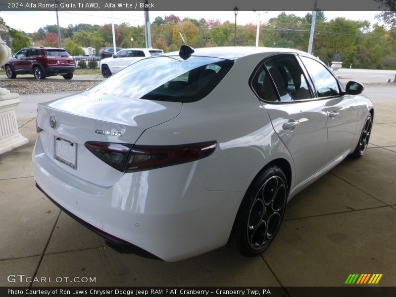 Alfa White / Black 2024 Alfa Romeo Giulia Ti AWD