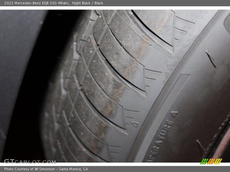 Night Black / Black 2023 Mercedes-Benz EQB 300 4Matic