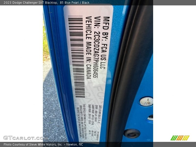 B5 Blue Pearl / Black 2023 Dodge Challenger SXT Blacktop