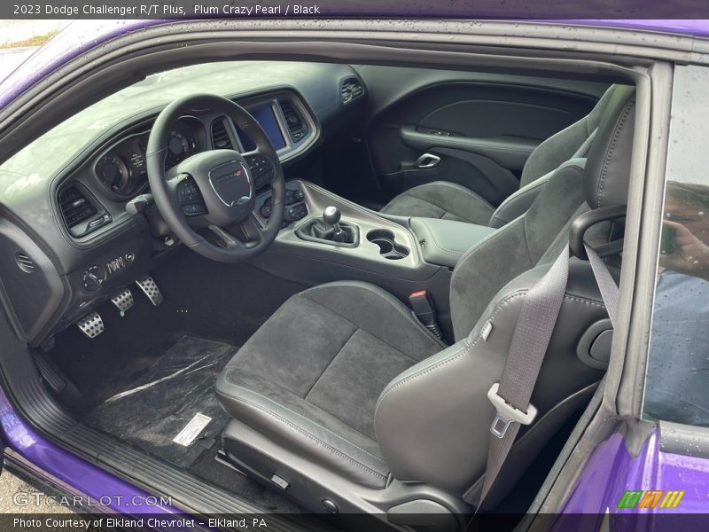 Plum Crazy Pearl / Black 2023 Dodge Challenger R/T Plus