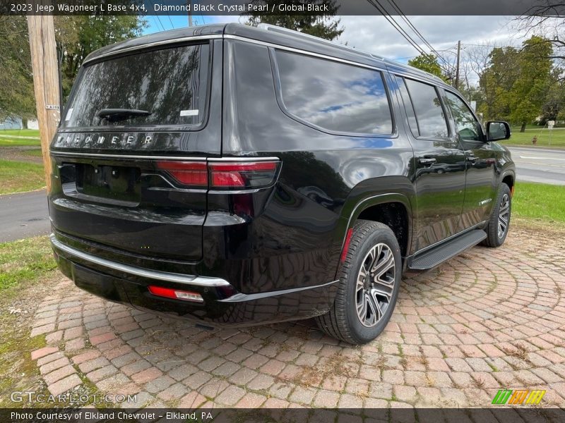 Diamond Black Crystal Pearl / Global Black 2023 Jeep Wagoneer L Base 4x4