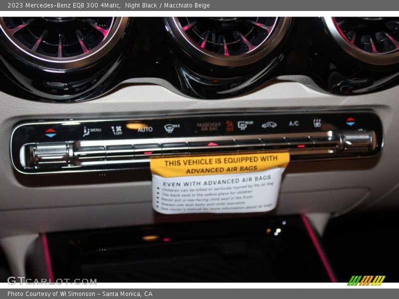 Night Black / Macchiato Beige 2023 Mercedes-Benz EQB 300 4Matic