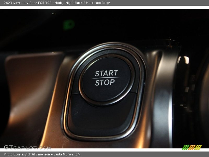 Night Black / Macchiato Beige 2023 Mercedes-Benz EQB 300 4Matic