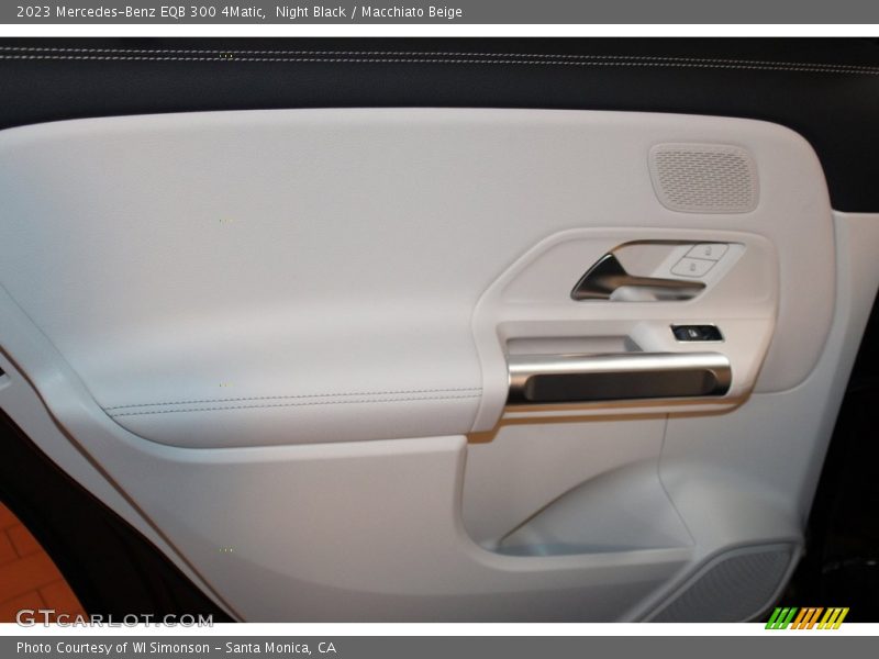 Night Black / Macchiato Beige 2023 Mercedes-Benz EQB 300 4Matic