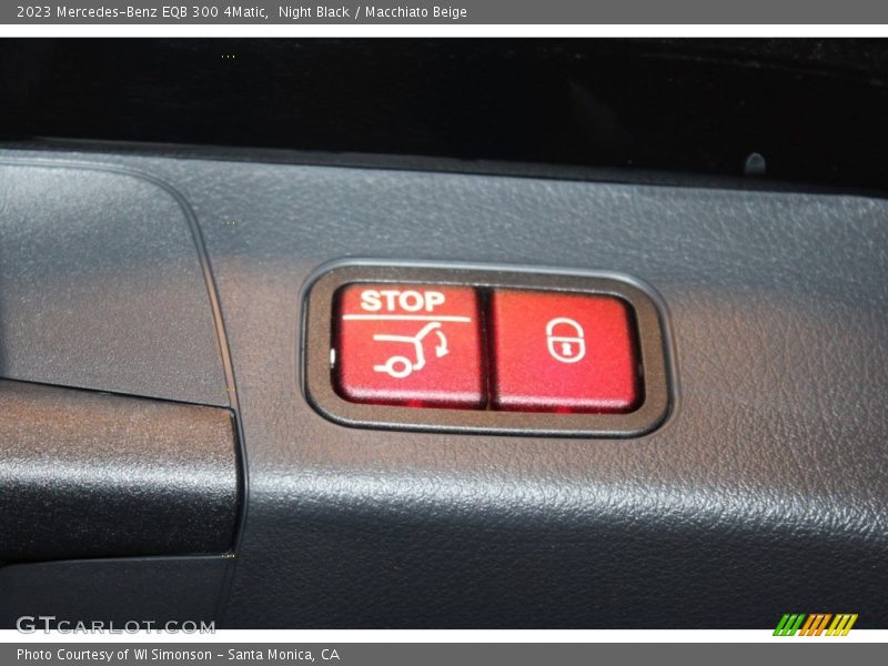 Night Black / Macchiato Beige 2023 Mercedes-Benz EQB 300 4Matic