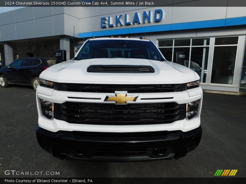 Summit White / Jet Black 2024 Chevrolet Silverado 2500HD Custom Crew Cab 4x4