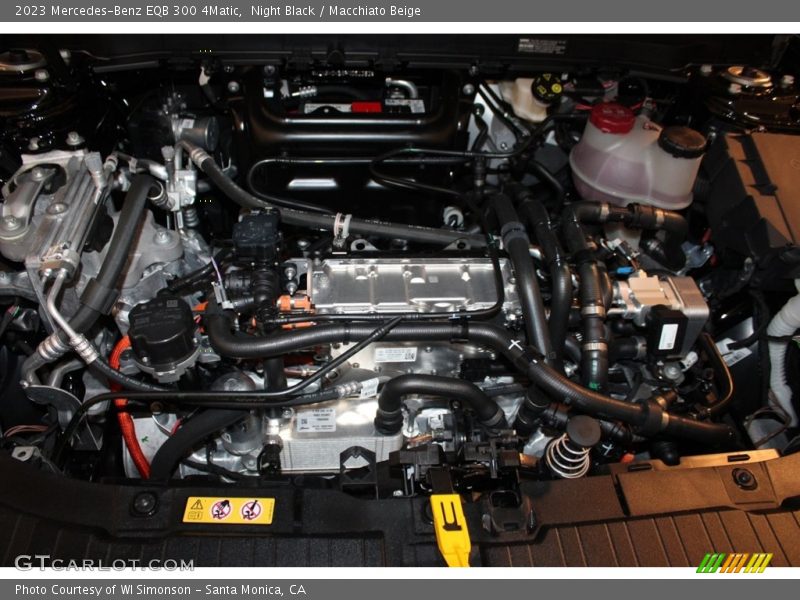 Night Black / Macchiato Beige 2023 Mercedes-Benz EQB 300 4Matic