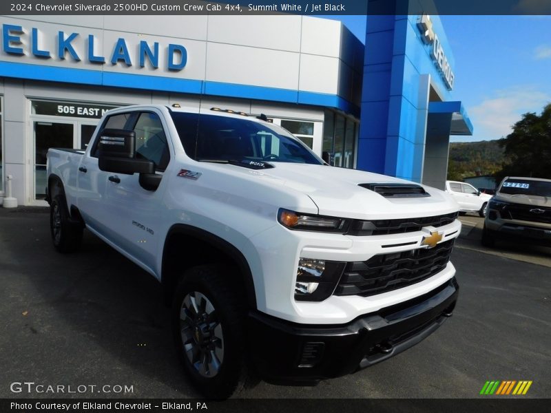 Summit White / Jet Black 2024 Chevrolet Silverado 2500HD Custom Crew Cab 4x4