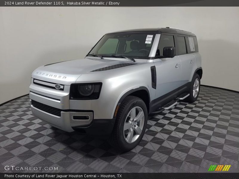  2024 Defender 110 S Hakuba Silver Metallic
