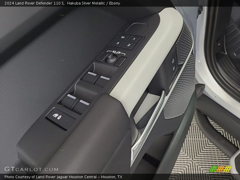 Door Panel of 2024 Defender 110 S