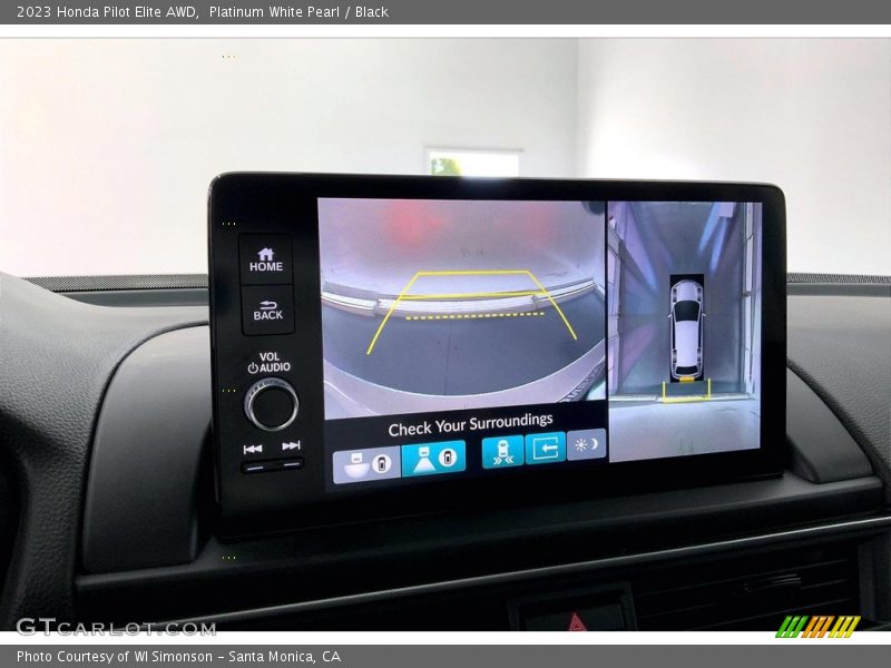 Controls of 2023 Pilot Elite AWD