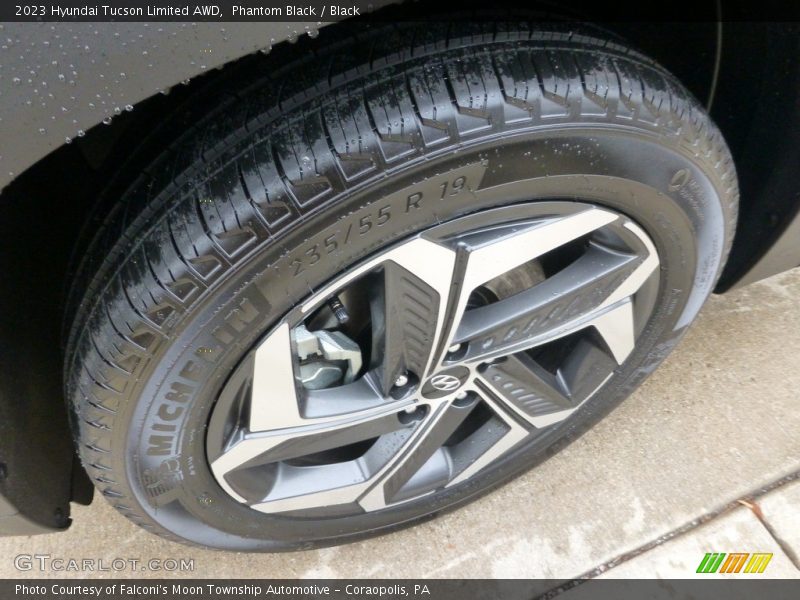Phantom Black / Black 2023 Hyundai Tucson Limited AWD