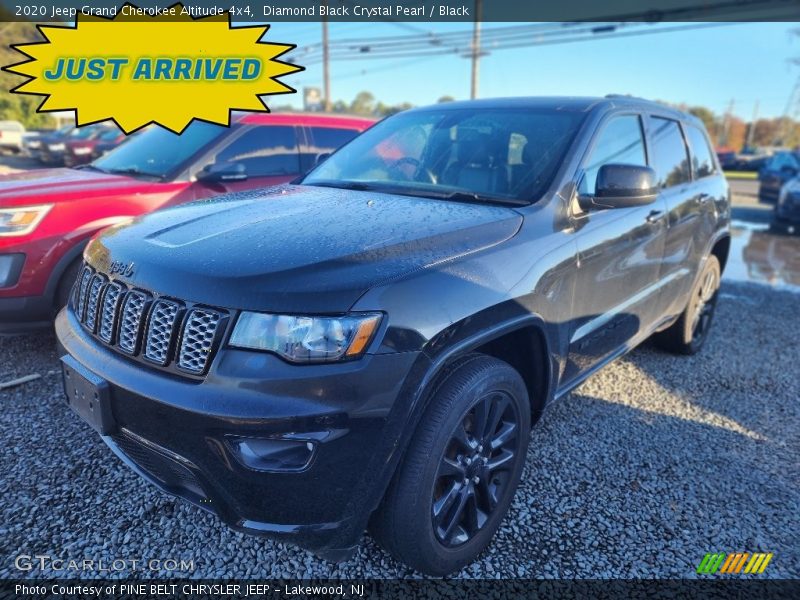 Diamond Black Crystal Pearl / Black 2020 Jeep Grand Cherokee Altitude 4x4