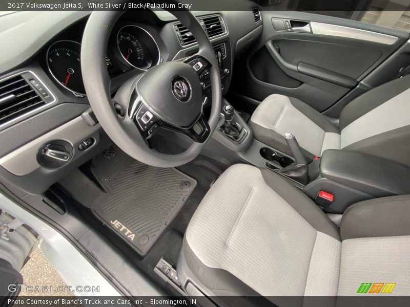 White Silver / Black/Palladium Gray 2017 Volkswagen Jetta S