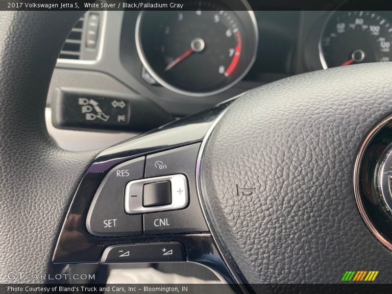 White Silver / Black/Palladium Gray 2017 Volkswagen Jetta S