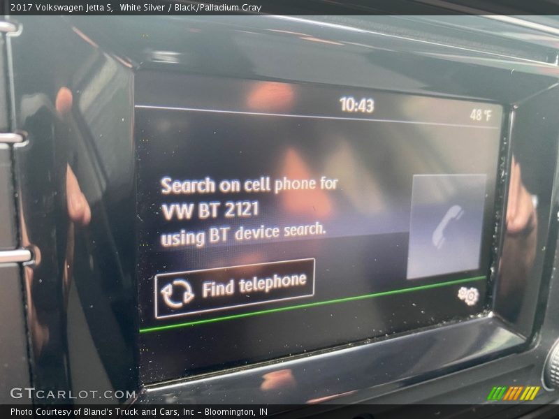 White Silver / Black/Palladium Gray 2017 Volkswagen Jetta S