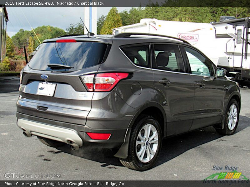 Magnetic / Charcoal Black 2018 Ford Escape SE 4WD