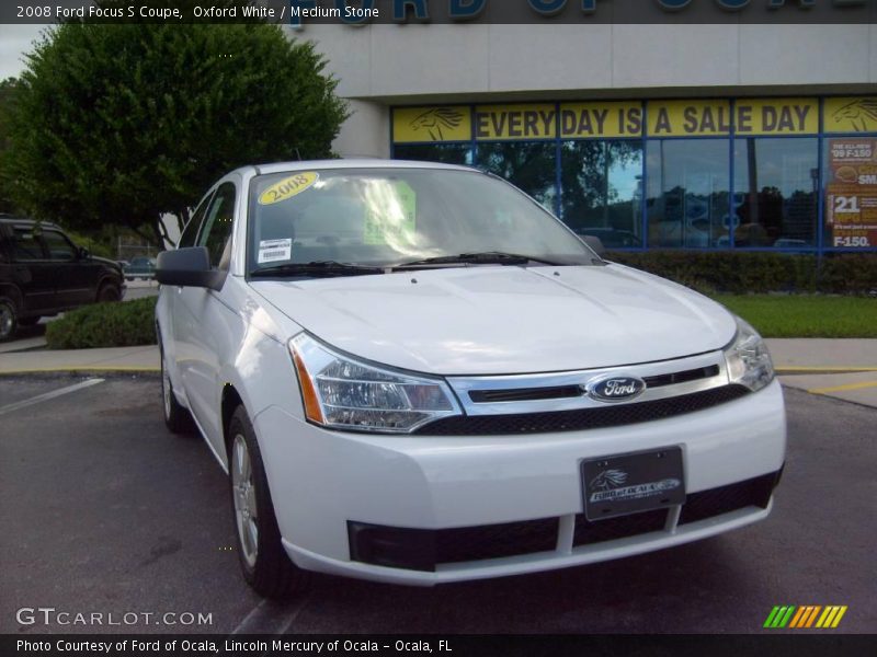 Oxford White / Medium Stone 2008 Ford Focus S Coupe