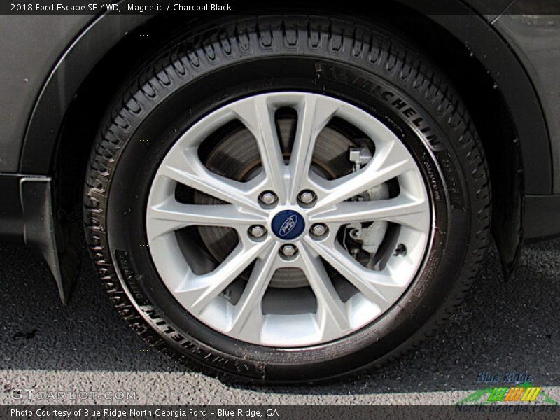 Magnetic / Charcoal Black 2018 Ford Escape SE 4WD