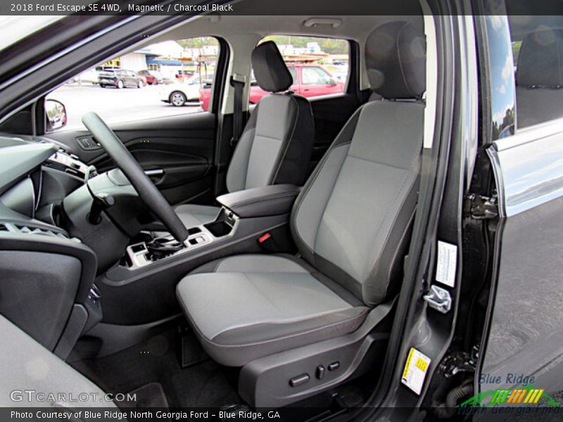 Magnetic / Charcoal Black 2018 Ford Escape SE 4WD