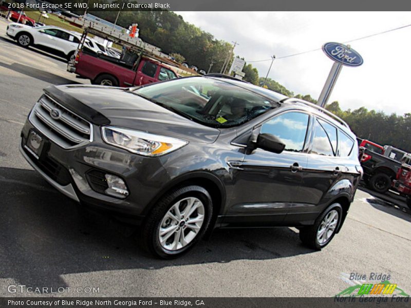 Magnetic / Charcoal Black 2018 Ford Escape SE 4WD
