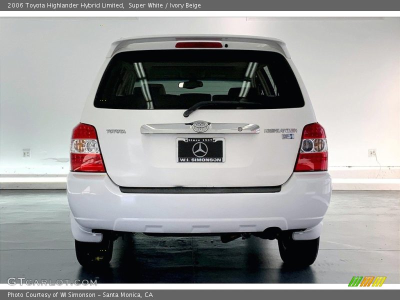 Super White / Ivory Beige 2006 Toyota Highlander Hybrid Limited