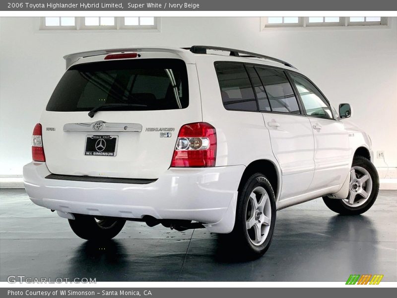 Super White / Ivory Beige 2006 Toyota Highlander Hybrid Limited
